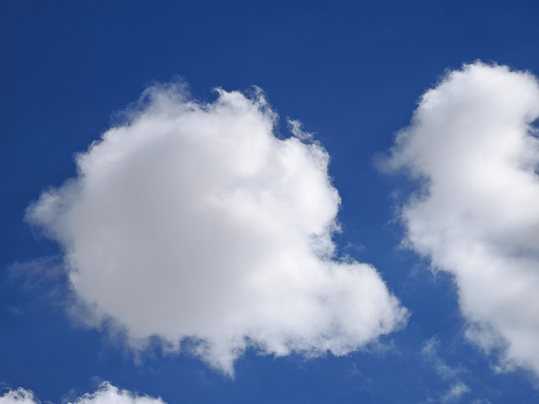 Stock photo by Mahmoud Zakariya via Pexels, illustrating hybrid cloud network (temporary placeholder pending custom hero design).